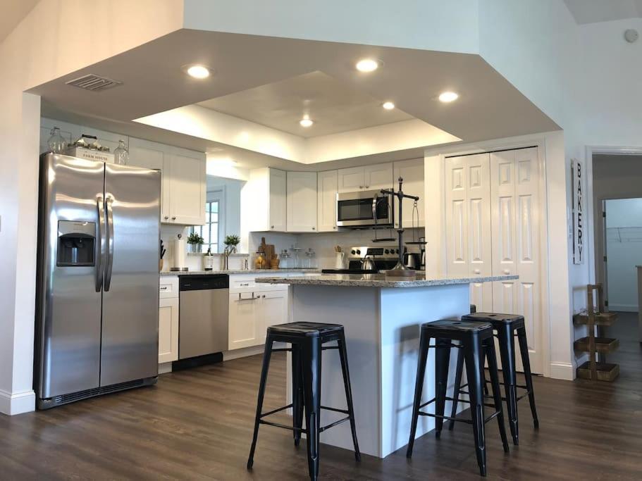Beautiful Home Across The Street From Lake June! Λέικ Πλάσιντ Εξωτερικό φωτογραφία