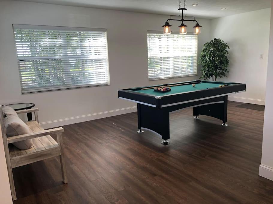 Beautiful Home Across The Street From Lake June! Λέικ Πλάσιντ Εξωτερικό φωτογραφία